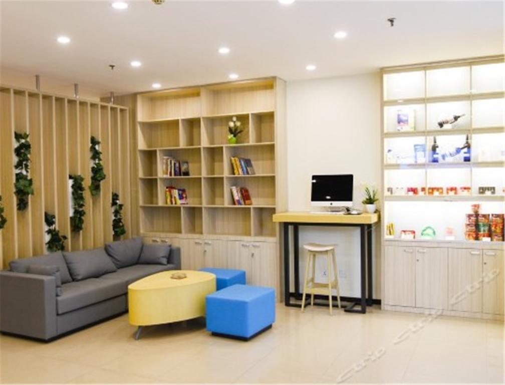 Hanting Hotel Dalian Olympic Square Hotel Bagian luar foto