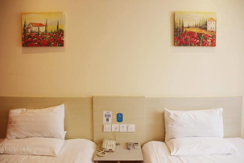 Hanting Hotel Dalian Olympic Square Hotel Bagian luar foto